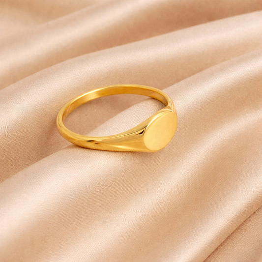 Valencia Oval Signet Ring