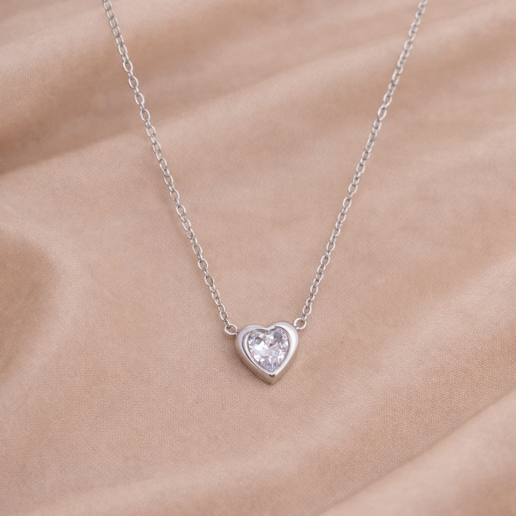 Minimal Gold Pendant Necklace